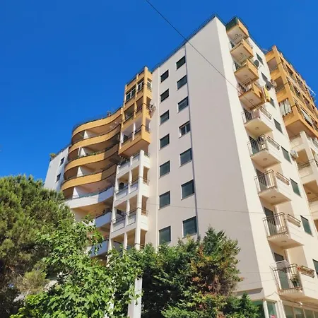 Ejstel * Durrës